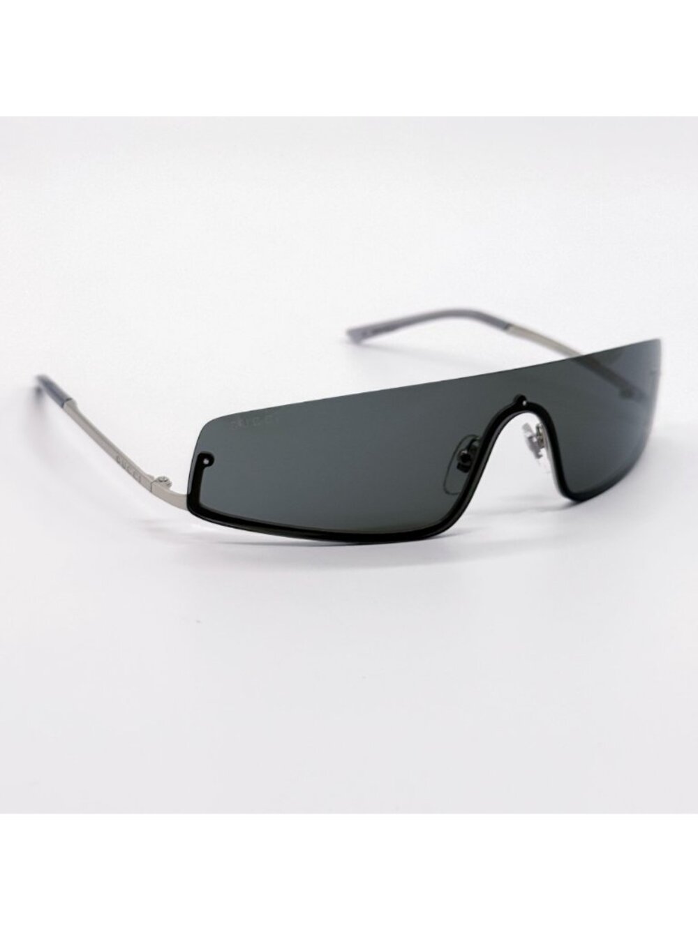 NEW GUCCI SUNGLASSES GG1561S 001 SILVER SHIELD UNISEX GUCCI EYEWEAR - Picture 11 of 14